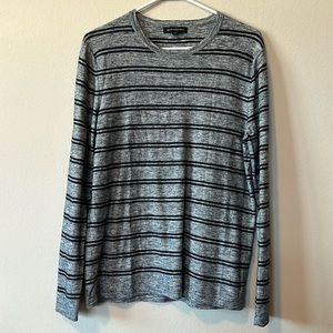 Banana Republic like new lightweight mens sweater. Grey with black stripes. Med